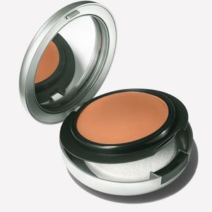 MAC STUDIO TECH Cream to Powder Foundation NW30